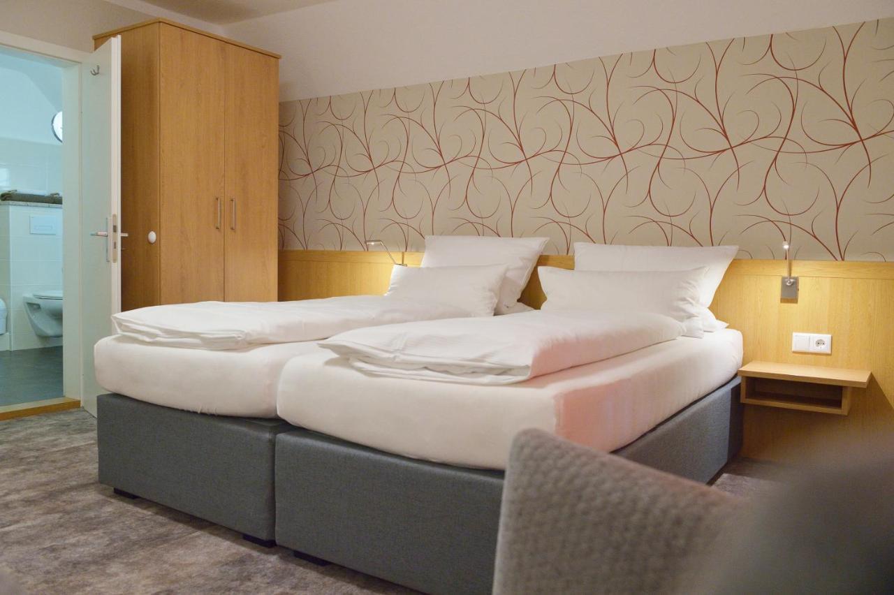 Land-Gut-Hotel Allerhof Frankenfeld Bagian luar foto